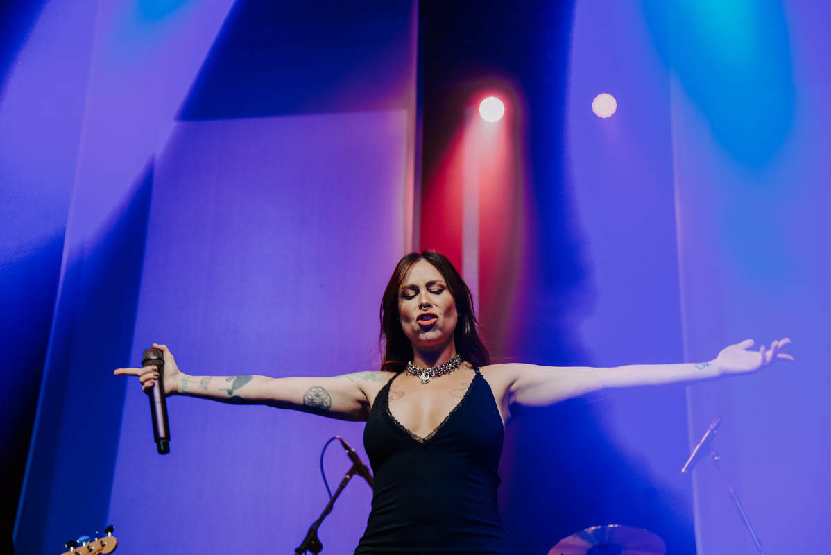 https://livesessions.liveimages.com.br/wp-content/uploads/2023/10/Pitty-Qualistage-RJ-06.10-13.jpg