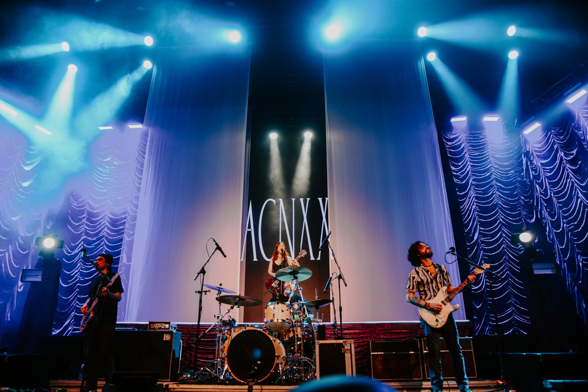 https://livesessions.liveimages.com.br/wp-content/uploads/2023/10/Pitty-Qualistage-RJ-06.10-2.jpg