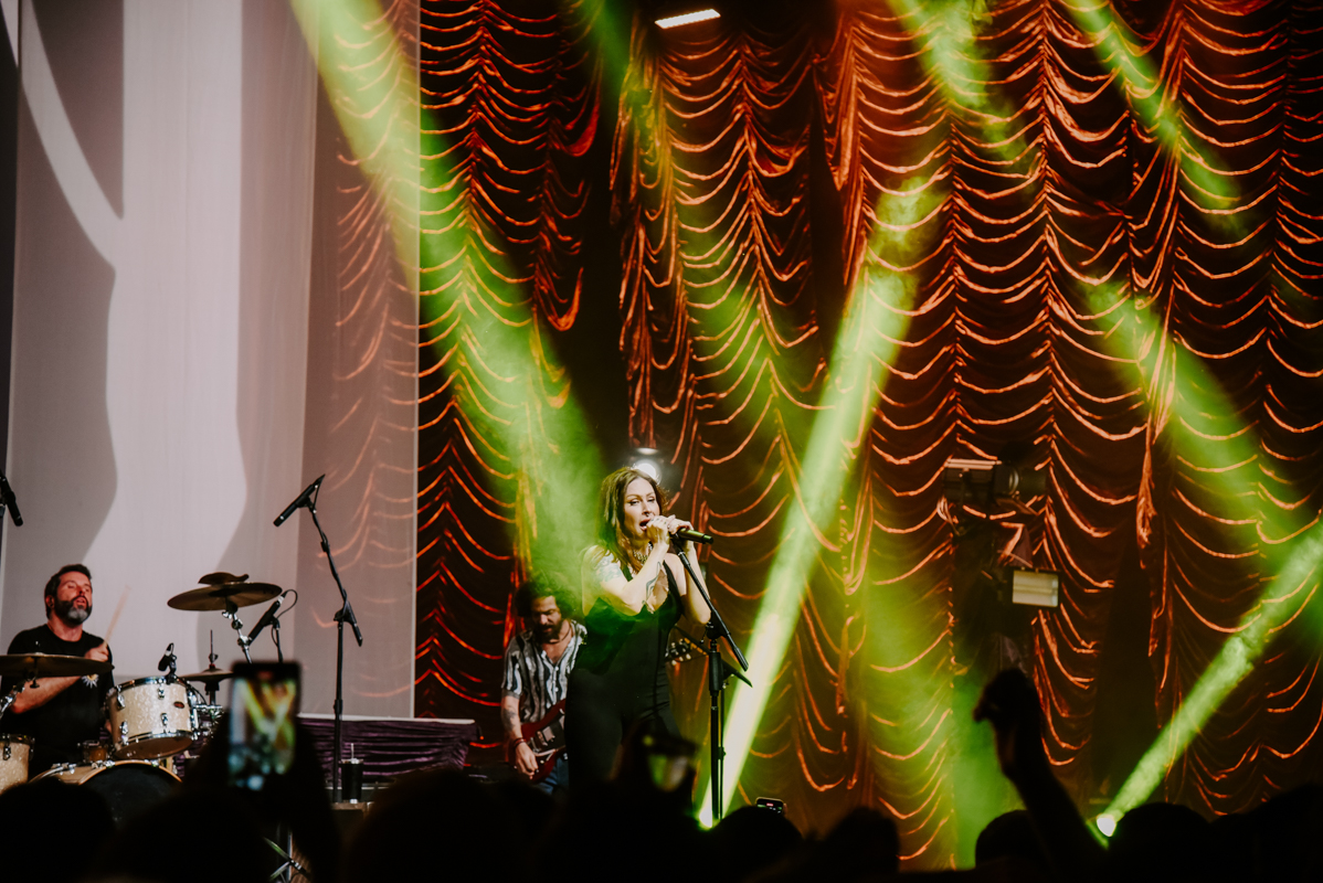 https://livesessions.liveimages.com.br/wp-content/uploads/2023/10/Pitty-Qualistage-RJ-06.10-26.jpg