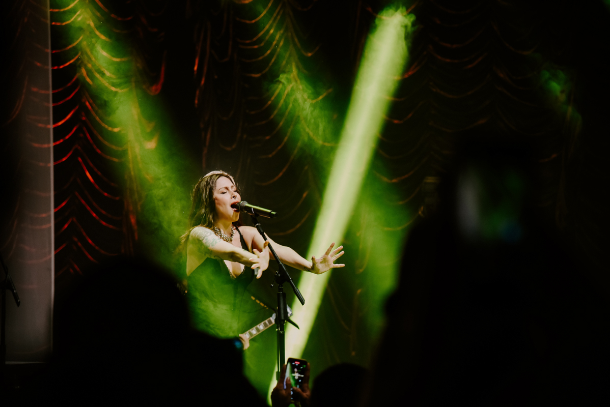 https://livesessions.liveimages.com.br/wp-content/uploads/2023/10/Pitty-Qualistage-RJ-06.10-28.jpg