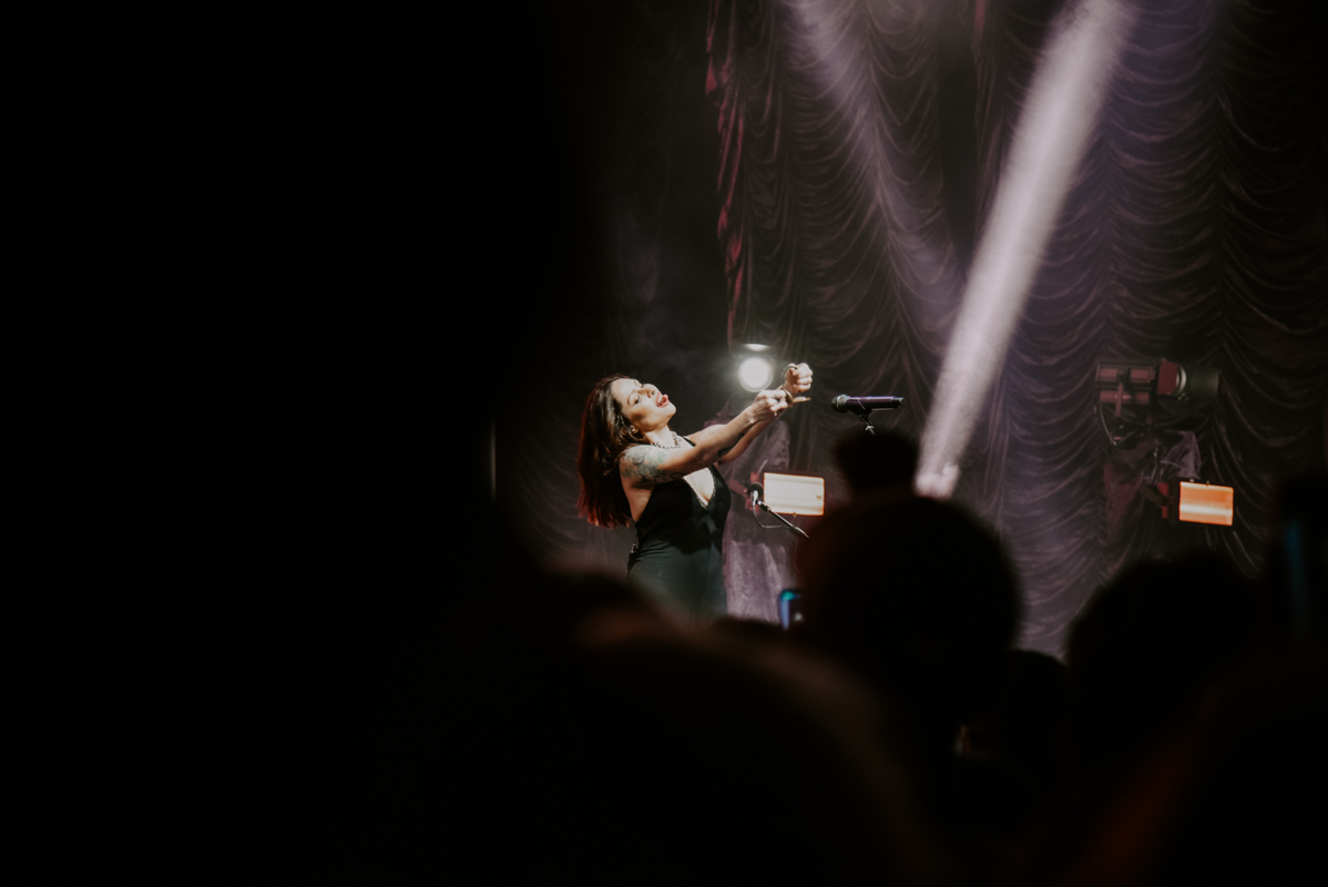 https://livesessions.liveimages.com.br/wp-content/uploads/2023/10/Pitty-Qualistage-RJ-06.10-30.jpg