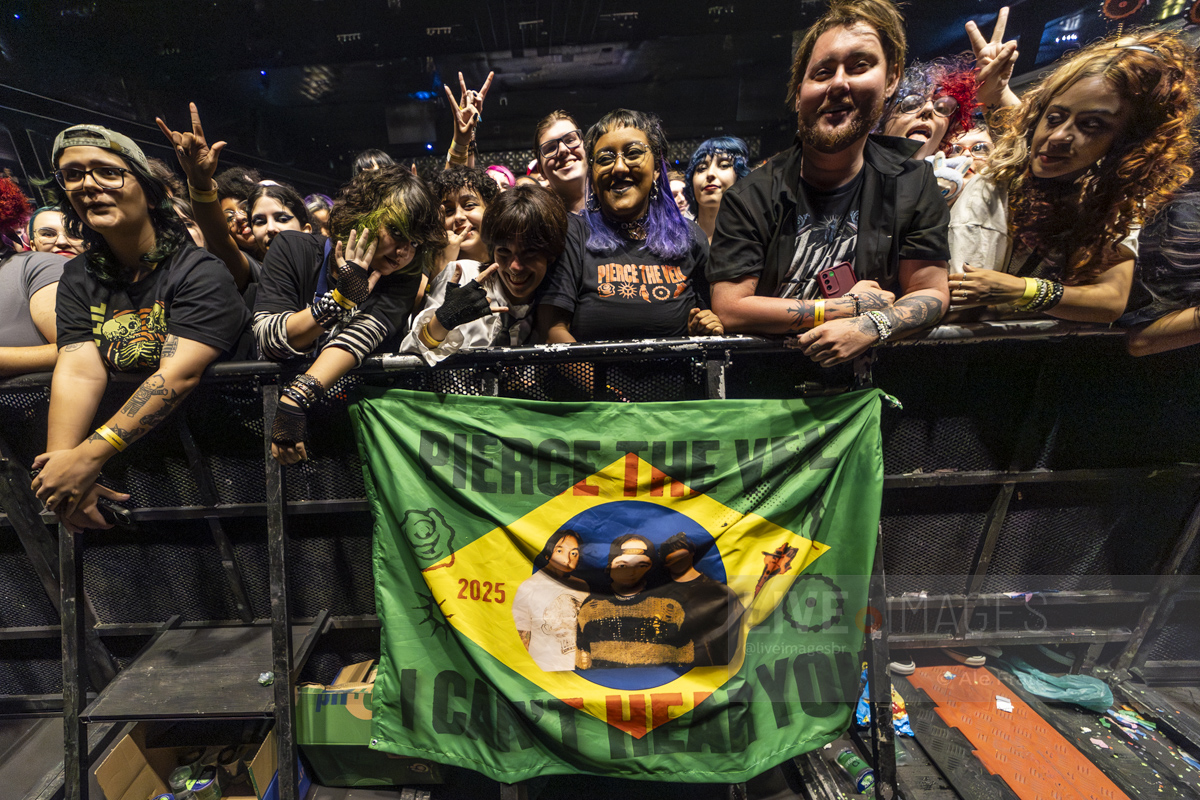 Pierce The Veil apresenta turnê mundial em São Paulo